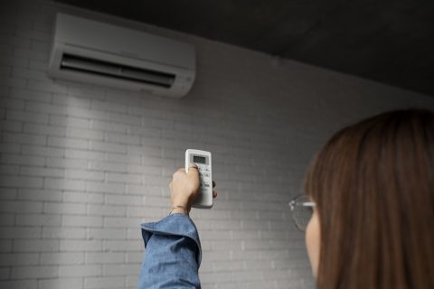 Descubre las razones por las que tu aire acondicionado huele mal y cómo solucionarlo