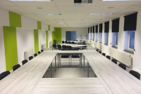 Limpieza de despachos profesionales en Madrid: servicio flexible para empresas
